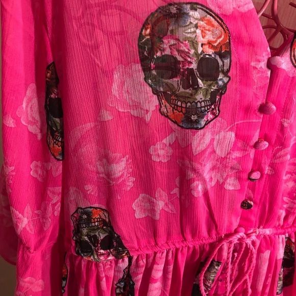TORRID CHIFFON MAXI DRESS - SKULL PINK NWT - Picture 10 of 14
